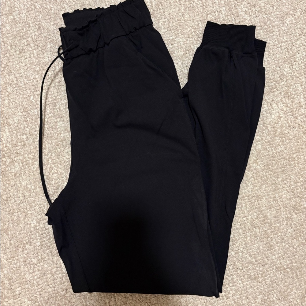 Lululemon Rulu Black Jogger Pants